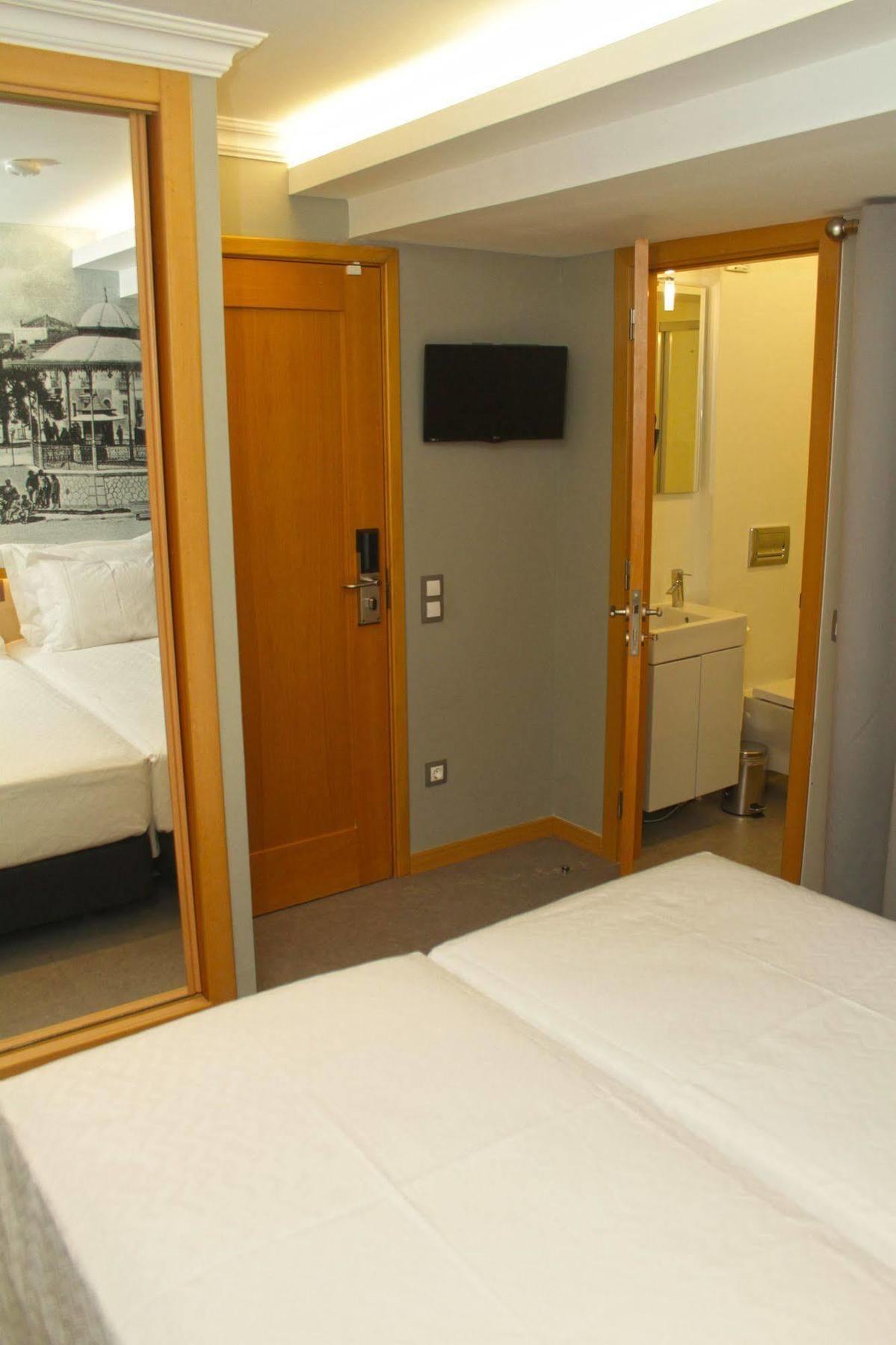 Rocha Prestige - Guest House And Suites Portimão Kültér fotó