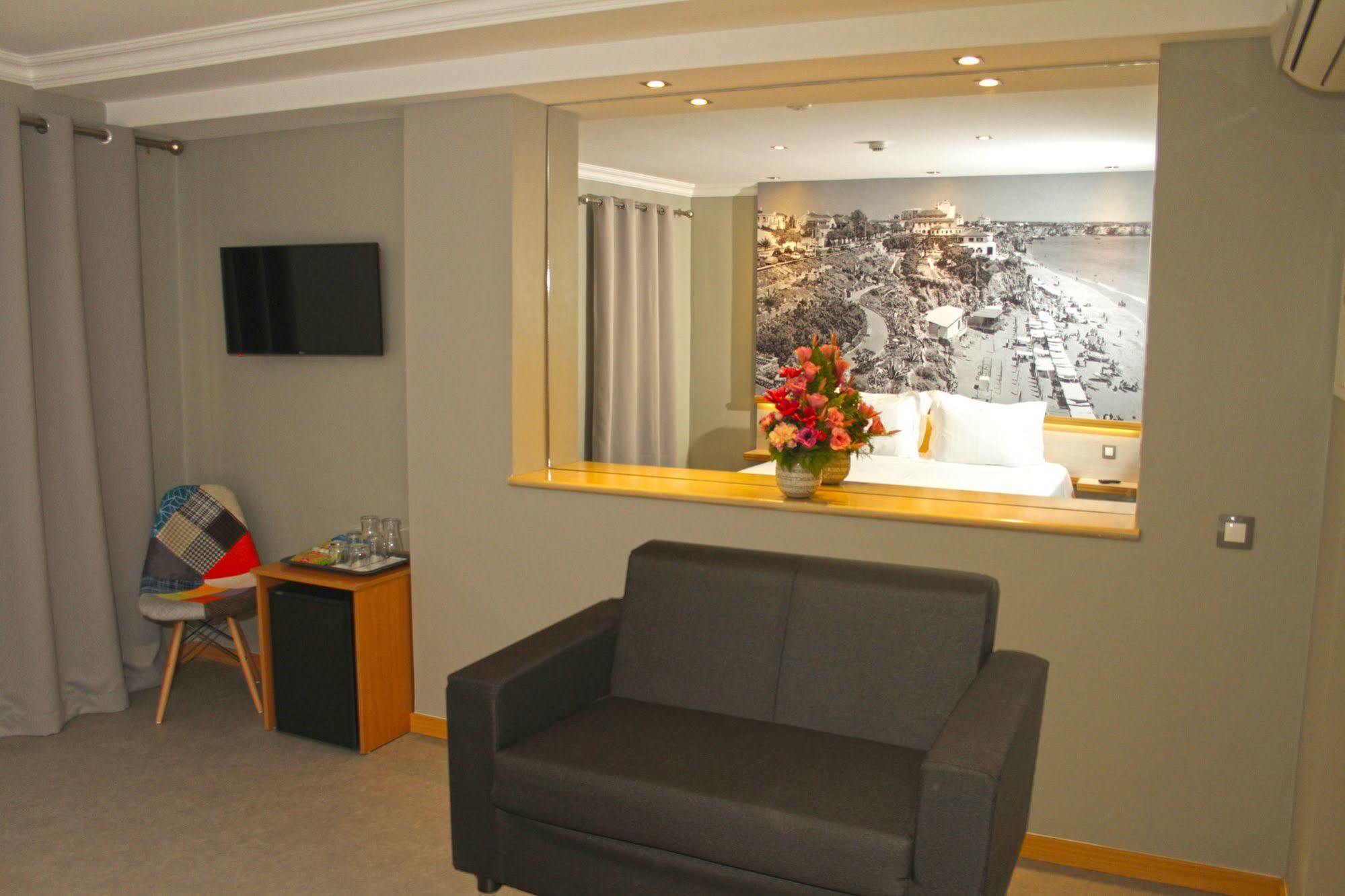 Rocha Prestige - Guest House And Suites Portimão Kültér fotó