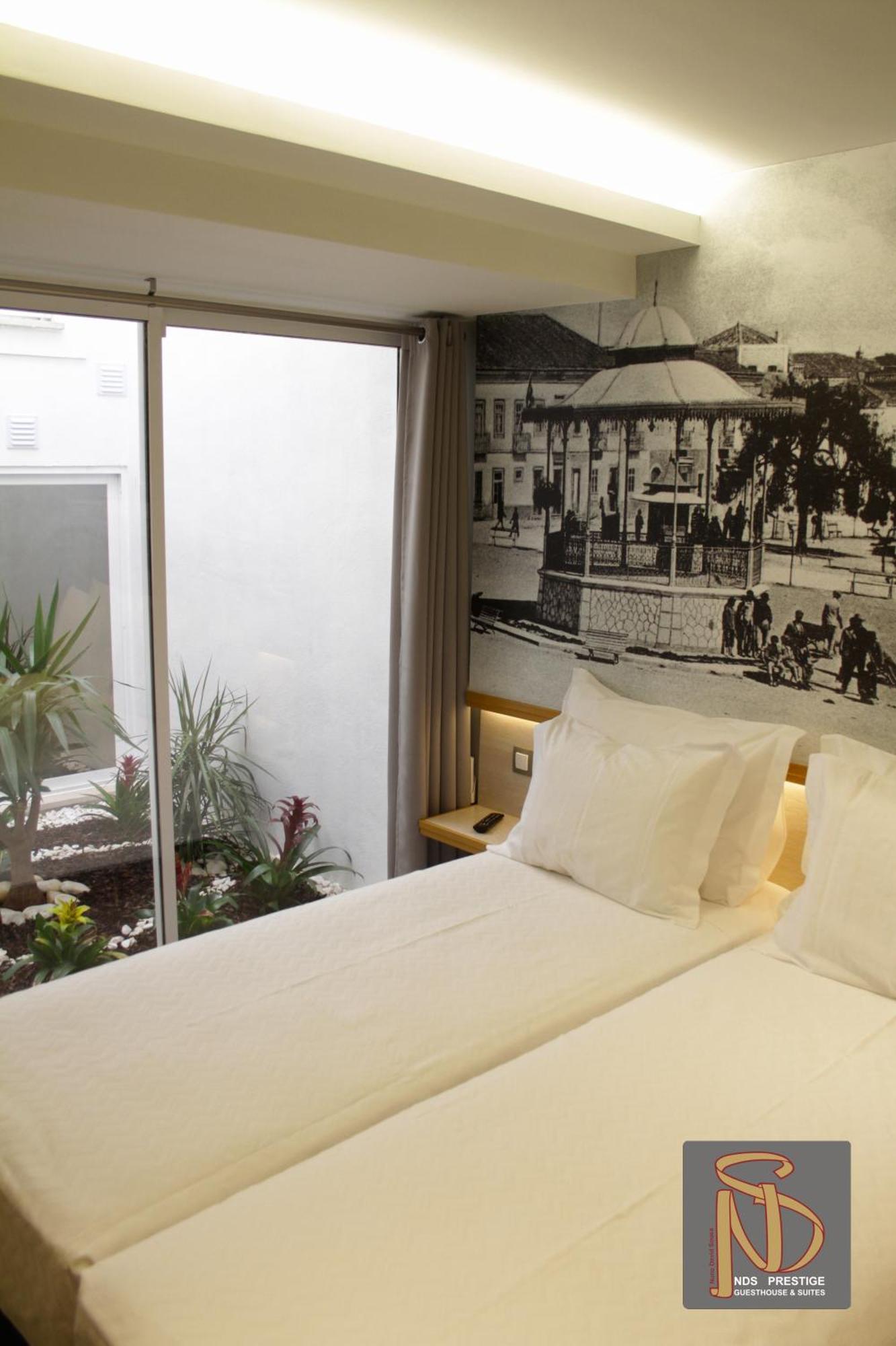 Rocha Prestige - Guest House And Suites Portimão Kültér fotó